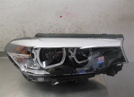 BMW G30/G31/F90 LED FAR SAĞ 63117214952 ORJİNAL